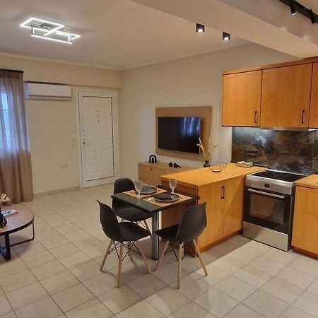 Primrose Apartments Tolo Luaran gambar