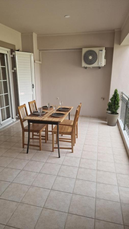 Primrose Apartments Tolo Luaran gambar