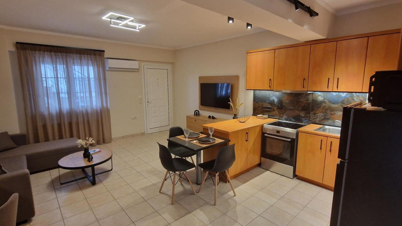 Primrose Apartments Tolo Luaran gambar