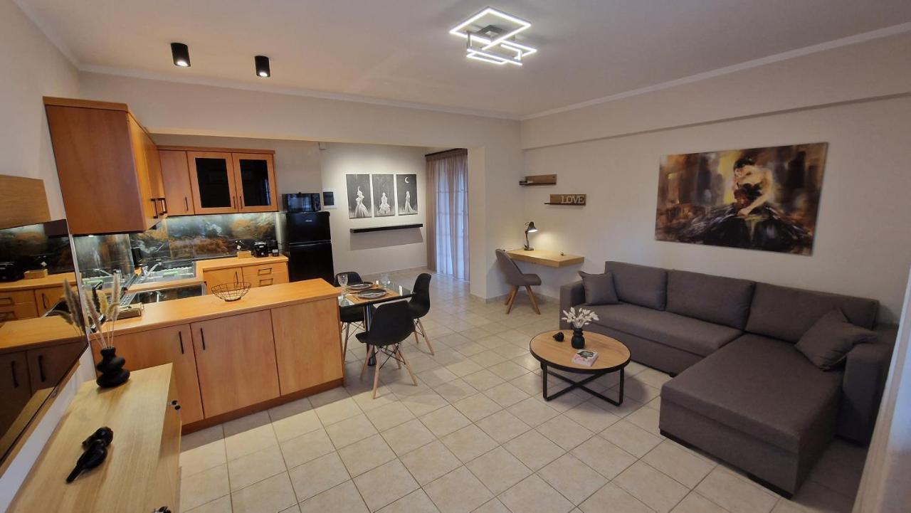 Primrose Apartments Tolo Luaran gambar